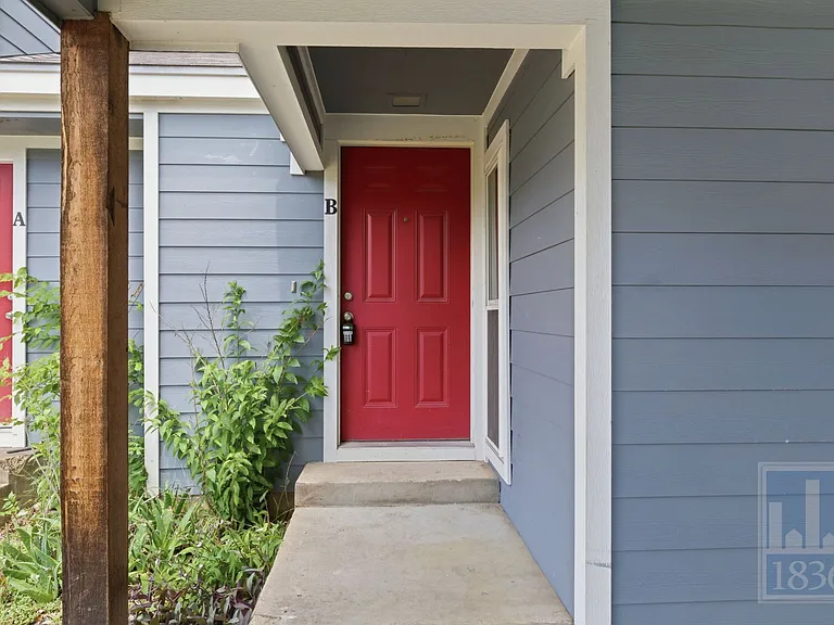 8108 Hood Cir #B — Photo 21