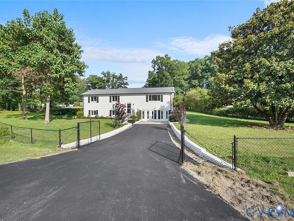 1st image of 4911 Aqua Ln