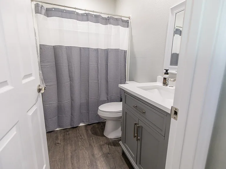 1214 Sterling Ave #B — Photo 11