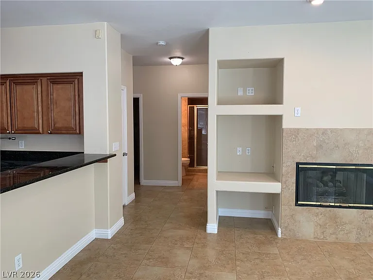 8441 Bay Point Dr — Photo 6