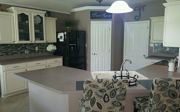 5th image of 29297 Jackson Dr