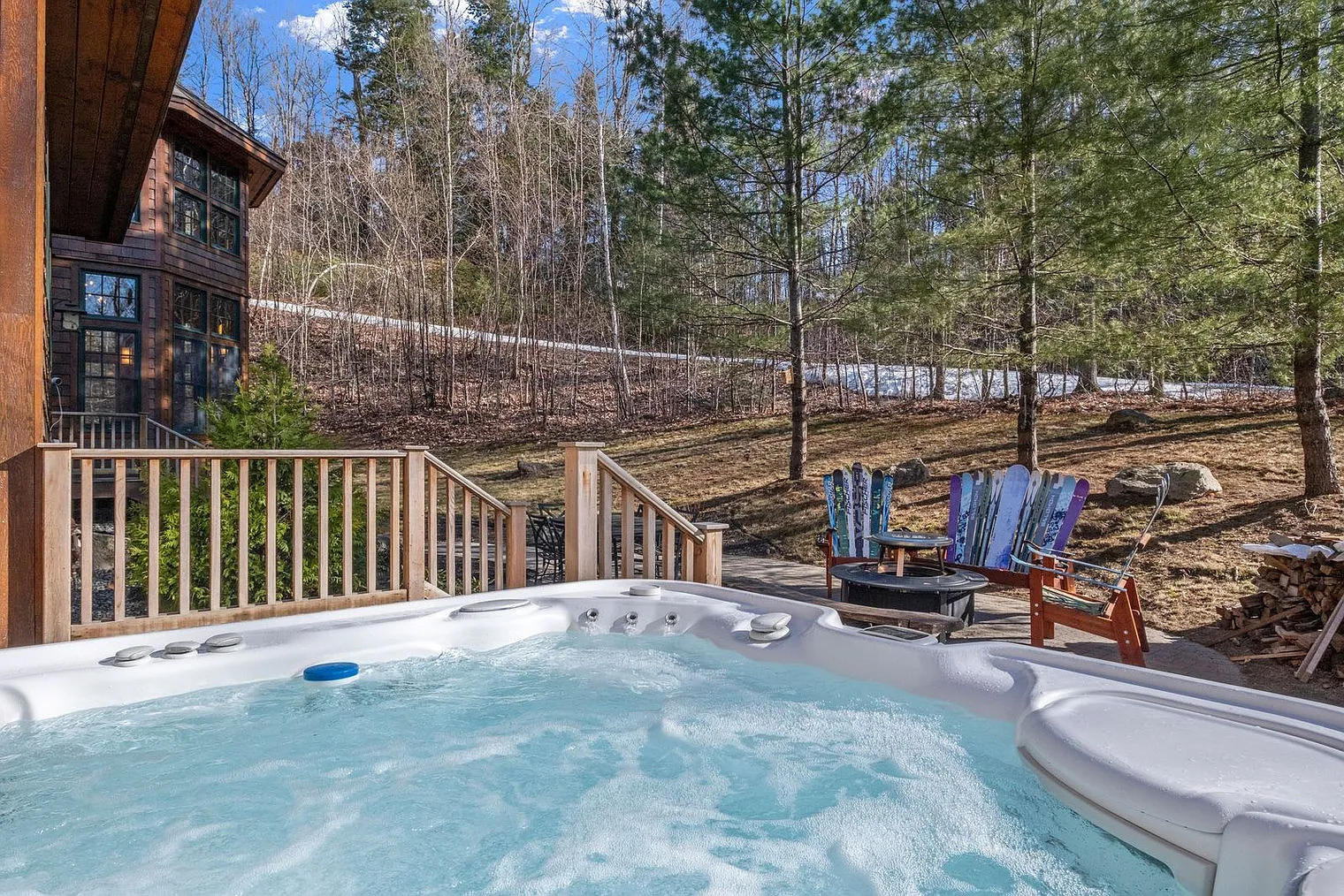 6 bed, 6.5 bath, 6996 sqft, $26,140 — Photo 2