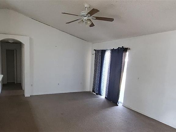 4th image of 2428 Peace Cir