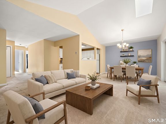 4th image of 97 Richards Avenue APT D15