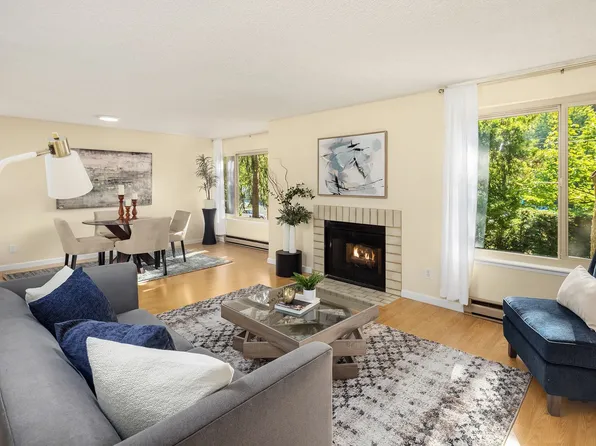 9504 Ravenna Ave NE #203, Seattle, WA 98115