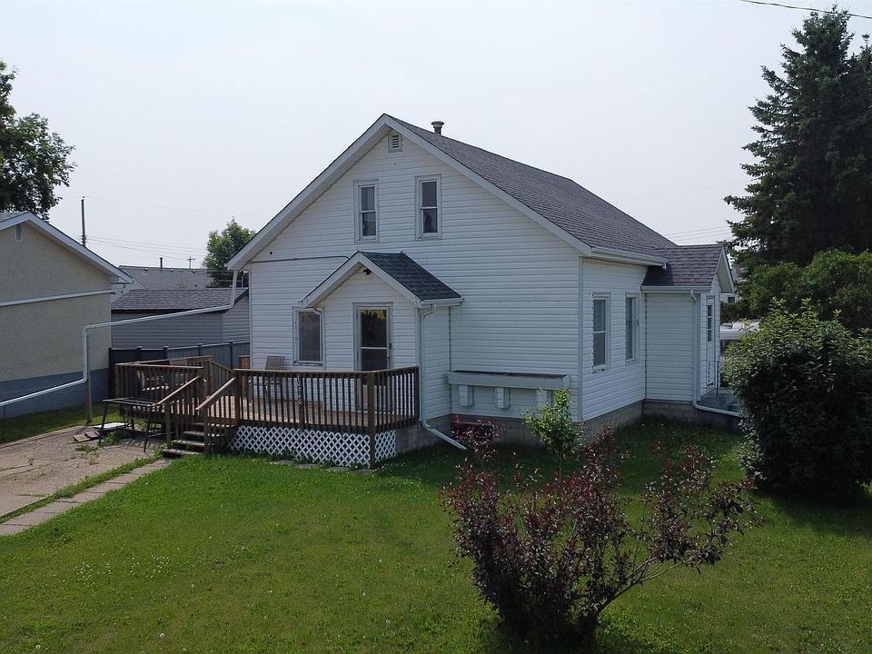 1st image of 10940 100a Ave