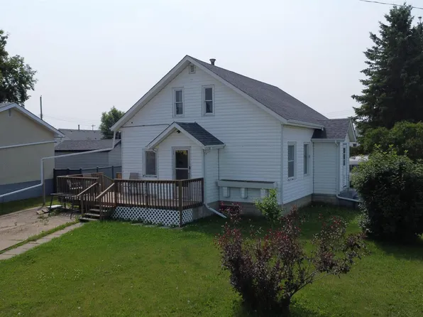 10940 100a Ave, Westlock, AB T7P 1N9