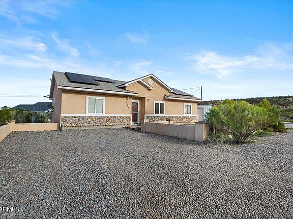 3rd image of 8643 S Thunderbird Drive