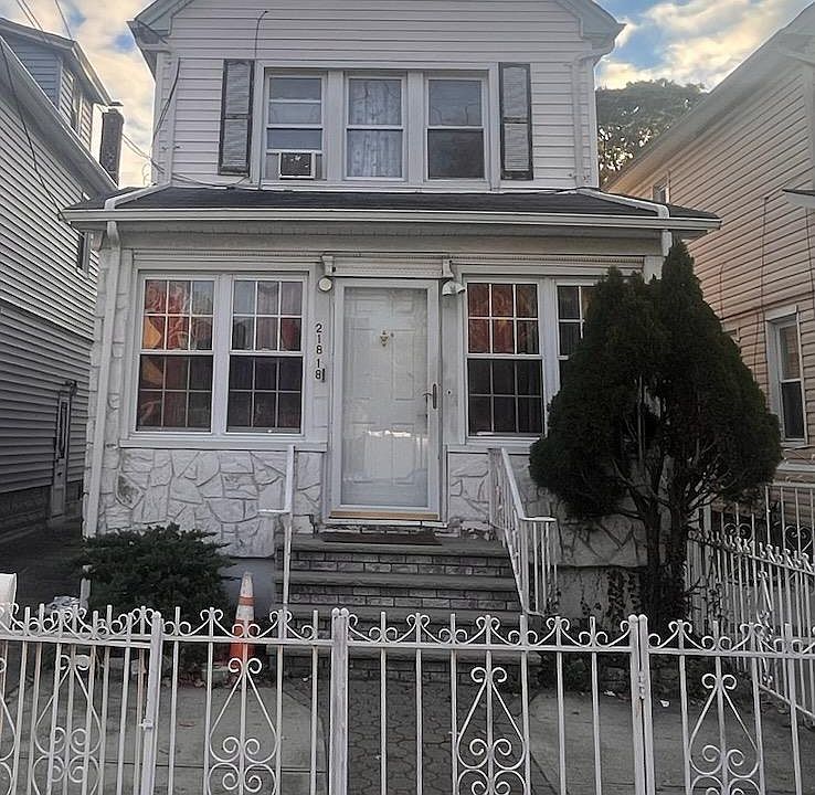 2nd image of 21818 118th Avenue