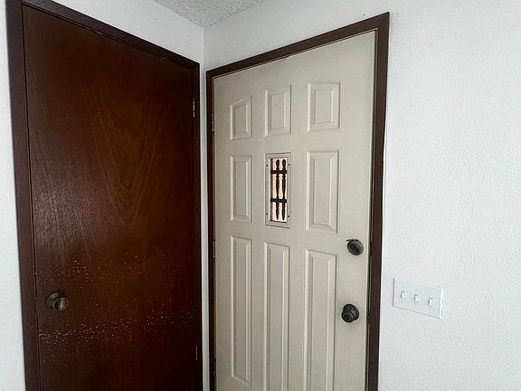 5th image of 507 Forest Cir #C