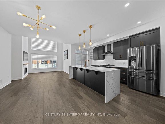 3rd image of 92 Longworth Ave