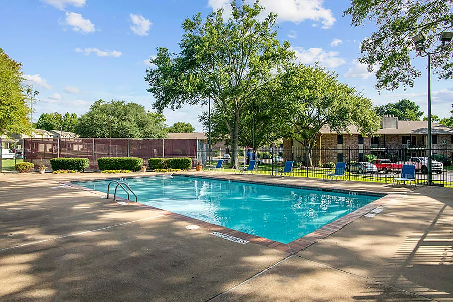 Artwood Apartment Homes