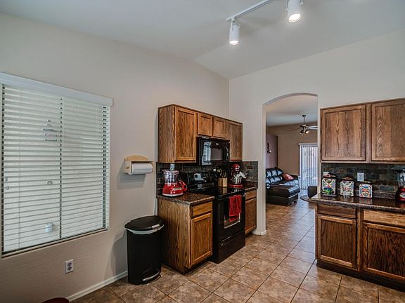 Kitchen 3
