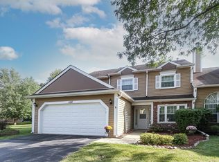 428 Ascot Ln, Streamwood, IL