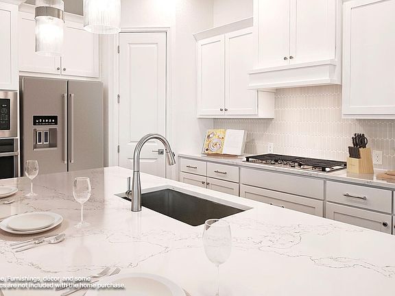 2nd image of 480 Garland Avenue
