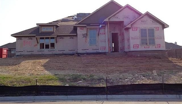 1st image of 1105 Steamboat Dr