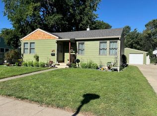 813 N Harney Ct, Pierre, SD 57501