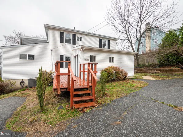 836 Hill Rd, Aston, PA 19014