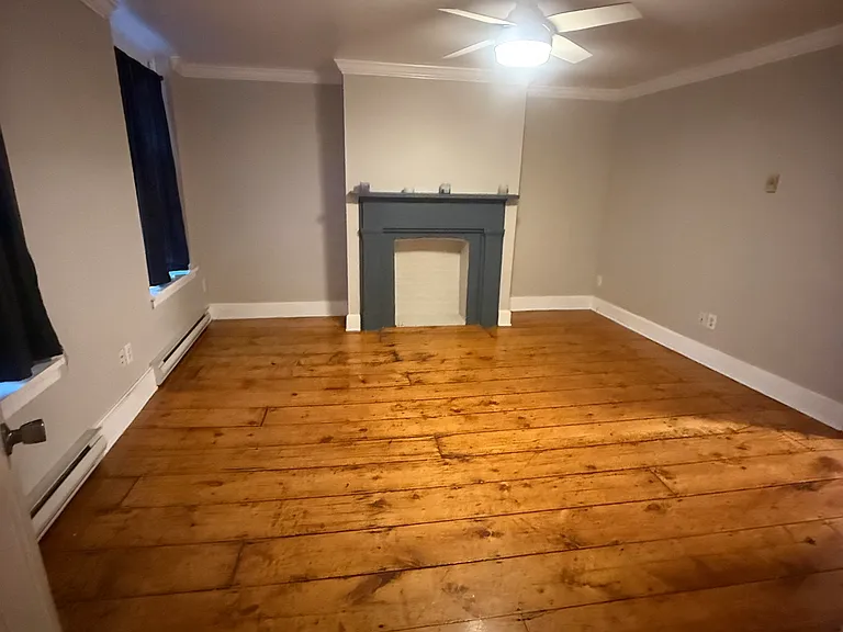 321 Washington Ave #2 — Photo 2