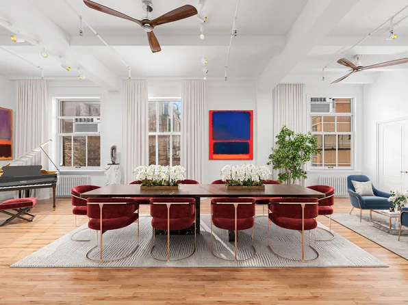 118 East 25th Street image 8 of 11