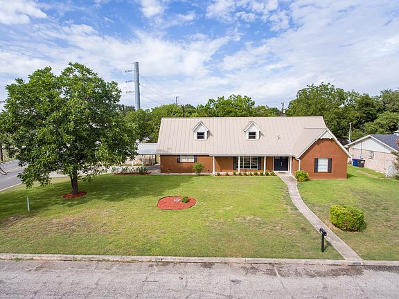 3rd image of 1527 Spanish Oaks