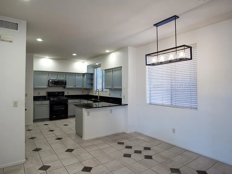 5237 E Calle Vista De Colores — Photo 5