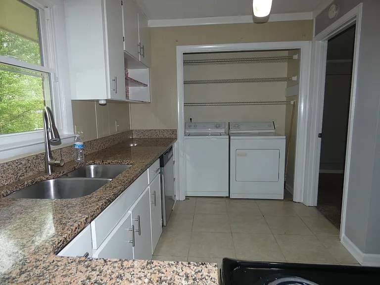 5800 Meadowbrook Rd — Photo 7