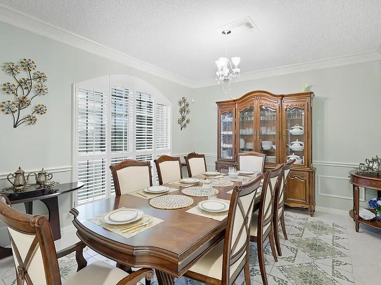 2014 Rumson Dr — Photo 5