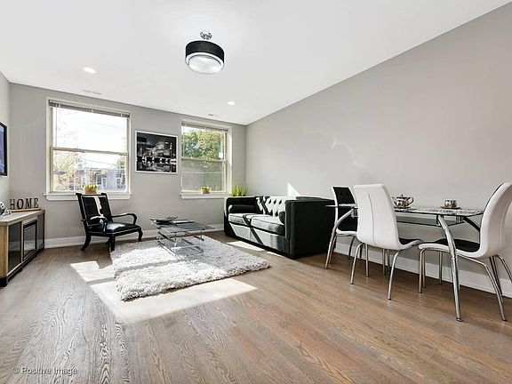 5th image of 3570 N Avondale Ave #1C
