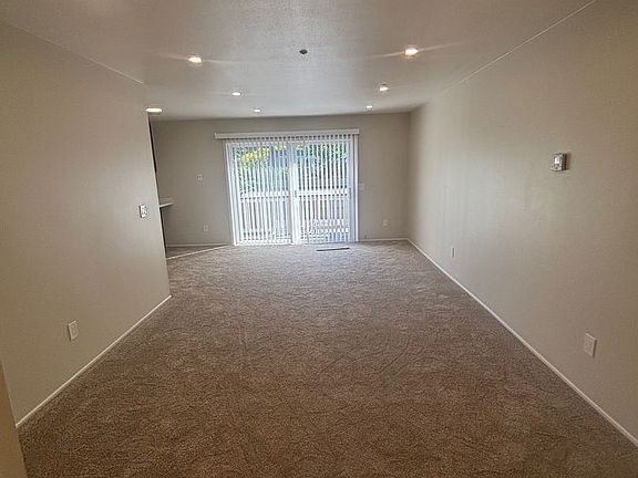 3rd image of 2510 Yulupa Ave #3