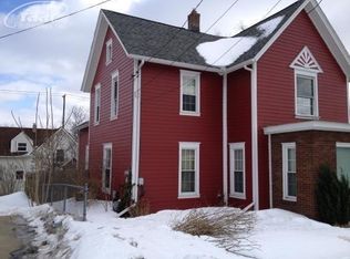 113 S Pine St, Fenton, MI 48430