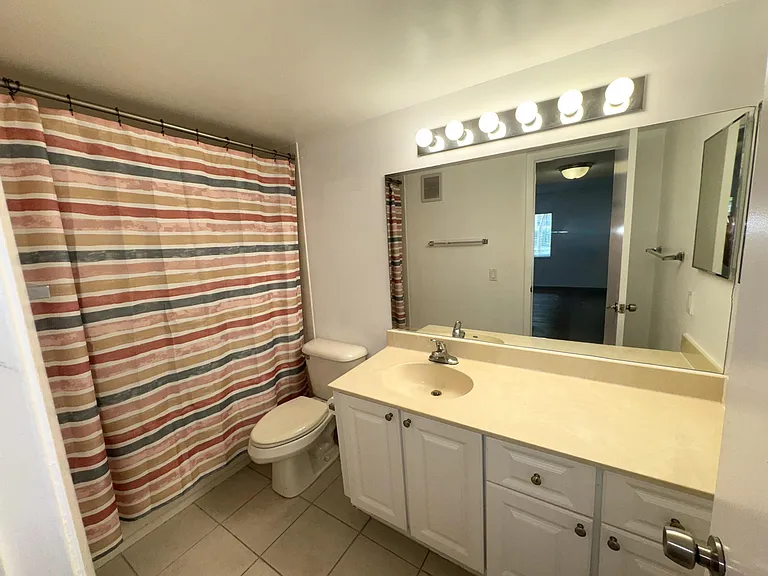 701 N Pine Island Rd #105 — Photo 6