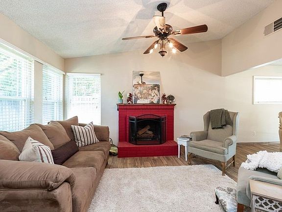 4th image of 4140 Westporter Dr
