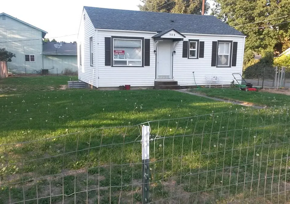 908 Yakima Ave