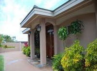 172 Nawiliwili St, Honolulu, HI 96825