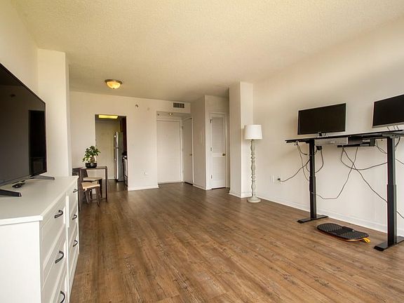 3rd image of 1280 W Peachtree St NW APT 3602