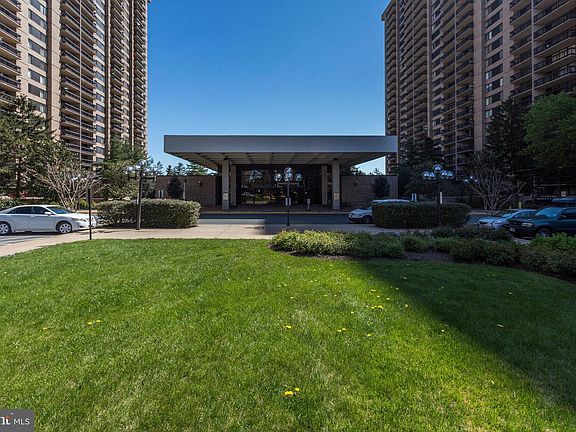 2nd image of 3705 S George Mason Dr APT 2201S