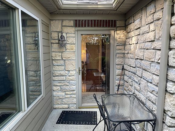 2nd image of 9080 Timberbrook Ln Unit D
