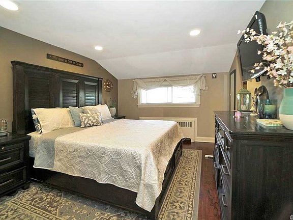 5th image of 29 Eastwood Dr