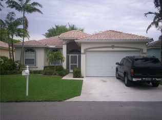3075 SE 4th Pl, Homestead, FL 33033