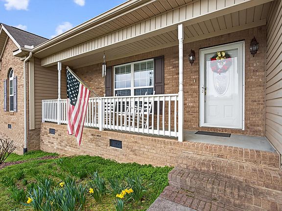 4th image of 9829 Falcon Crest Dr