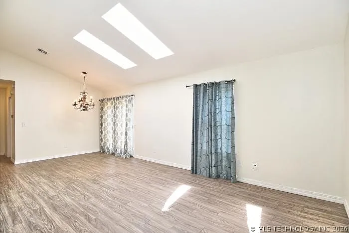 6105 S Vancouver Ave — Photo 5