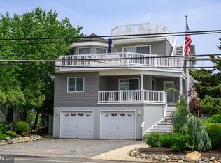 2705 Beach Ave, Brant Beach, NJ 08008