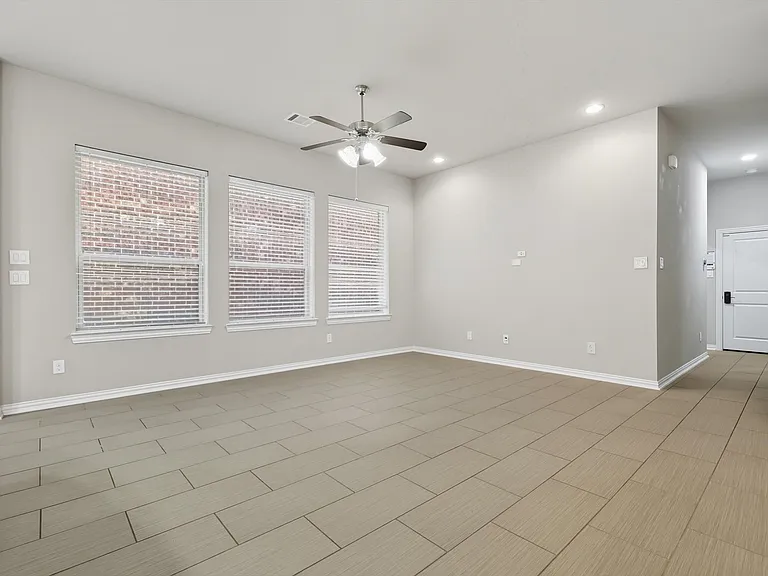 6665 Escena Blvd — Photo 5