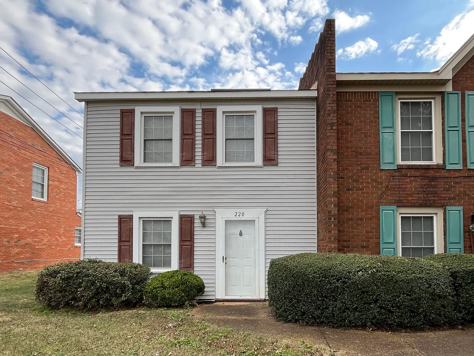 220 Hickory Trail - 1 — Photo 1