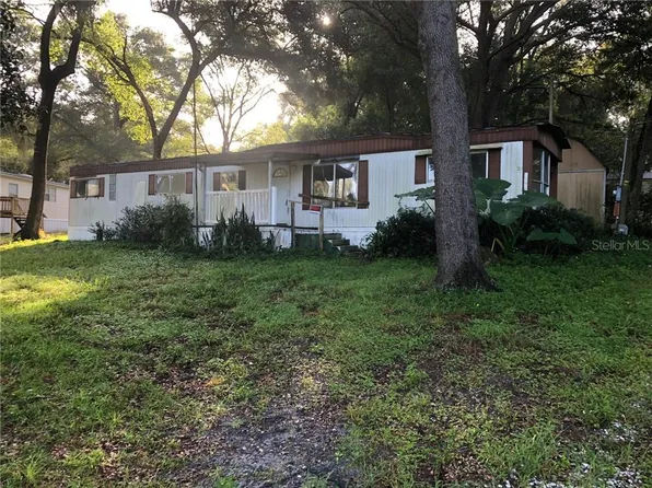 35330 Lake Josephine Dr, Fruitland Park, FL 34731