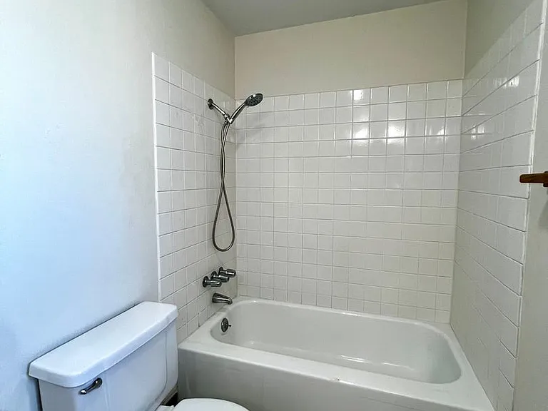 1522 Cherry Ave — Photo 9