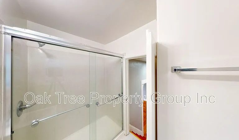 624 31st St #628 — Photo 22