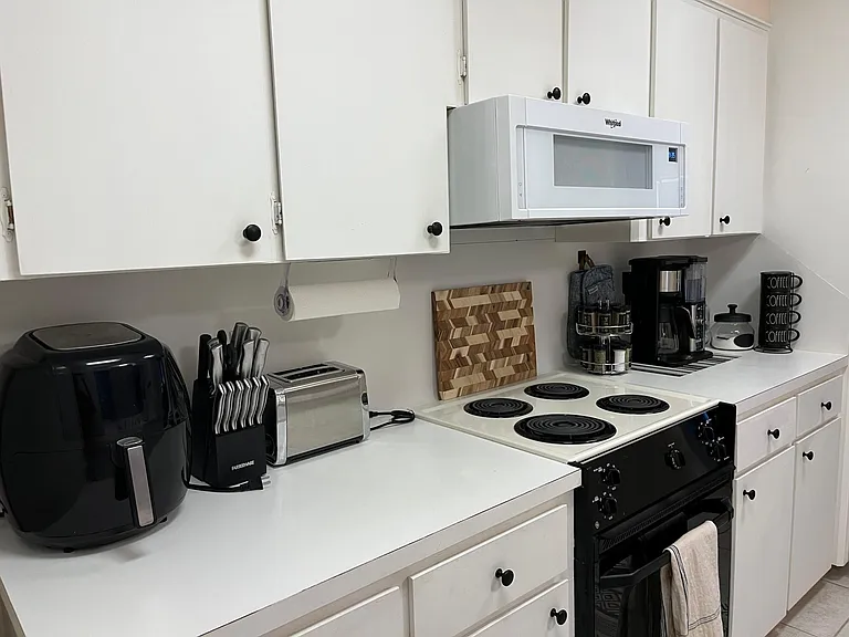 2515 Cross Timbers Dr — Photo 3