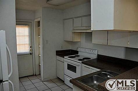 2nd image of 514 Alegre Vista Dr